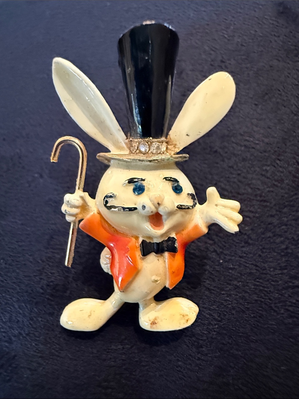 Vintage, HAR, Dapper Bunny Brooch (1950’s to 1960’s)